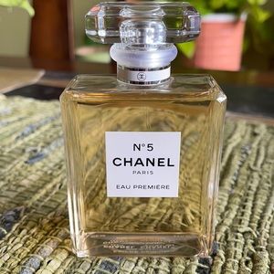 CHANEL N 5 EAU PREMIERE SPRAY (3.4 oz)